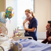 How to Become a Neonatal Nurse Practitioner